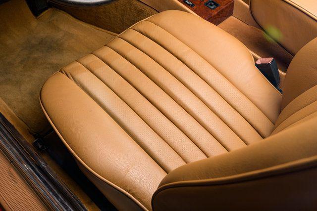 used 1988 Mercedes-Benz 560 car