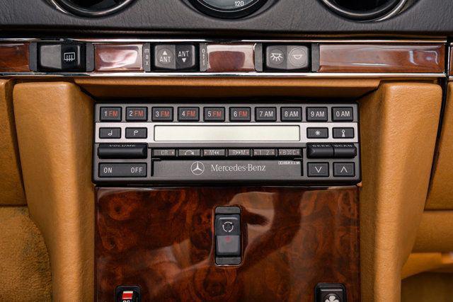 used 1988 Mercedes-Benz 560 car