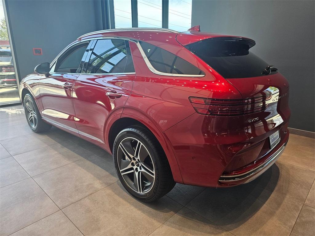 new 2026 Genesis Electrified GV70 car