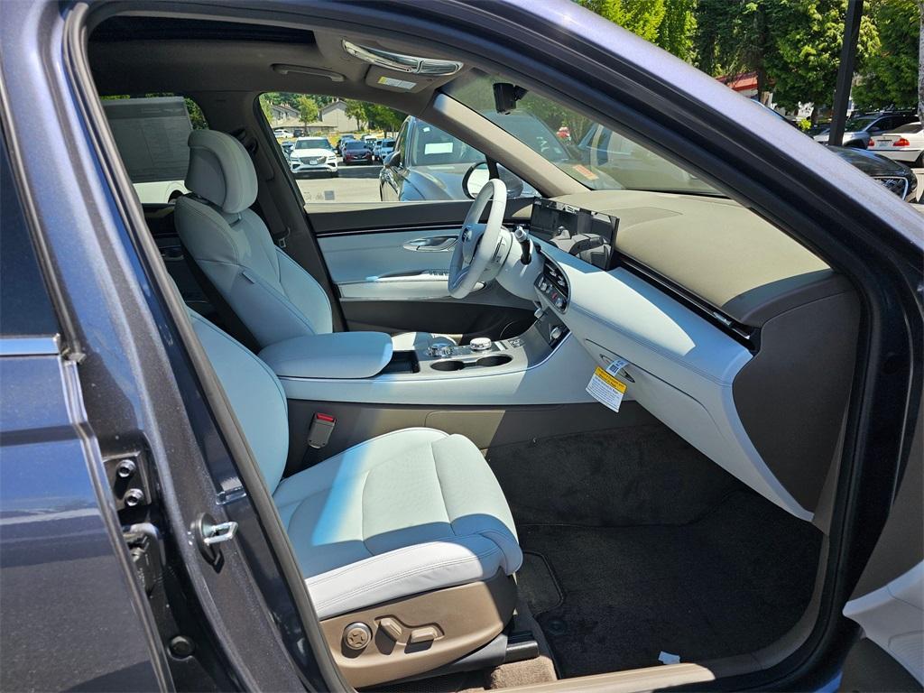 new 2026 Genesis GV70 car