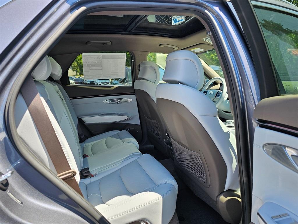 new 2026 Genesis GV70 car