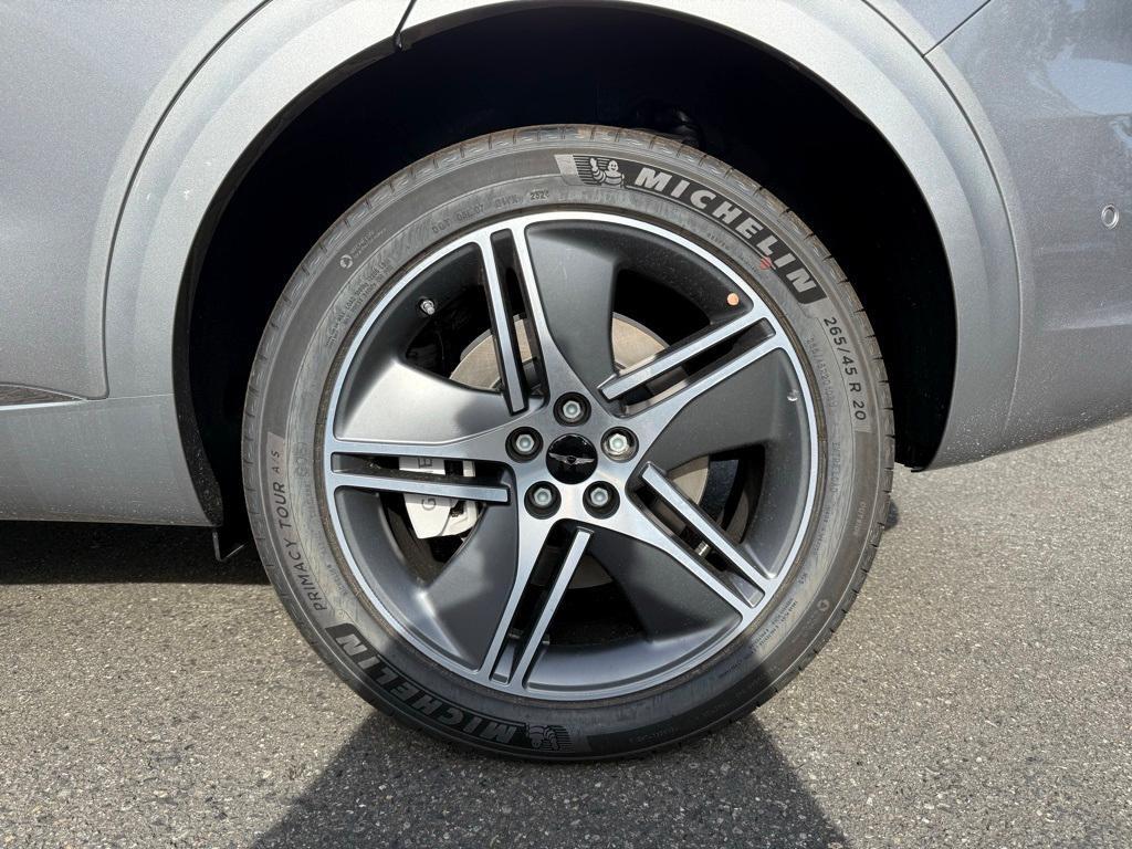 new 2026 Genesis Electrified GV70 car