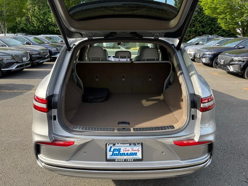 new 2026 Genesis Electrified GV70 car