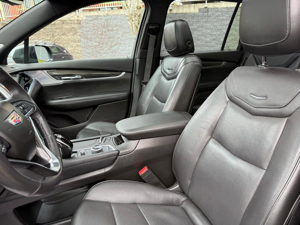 used 2020 Cadillac XT6 car, priced at $36,595