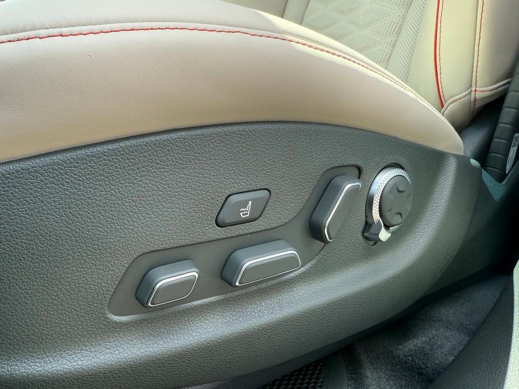 new 2025 Genesis GV80 Coupe car, priced at $88,475