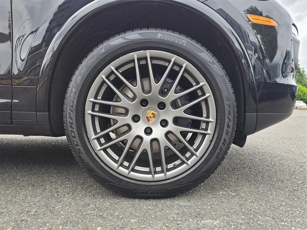 used 2017 Porsche Cayenne car, priced at $22,900