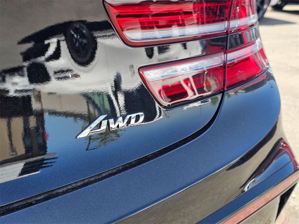 new 2025 Genesis G80 car, priced at $68,555