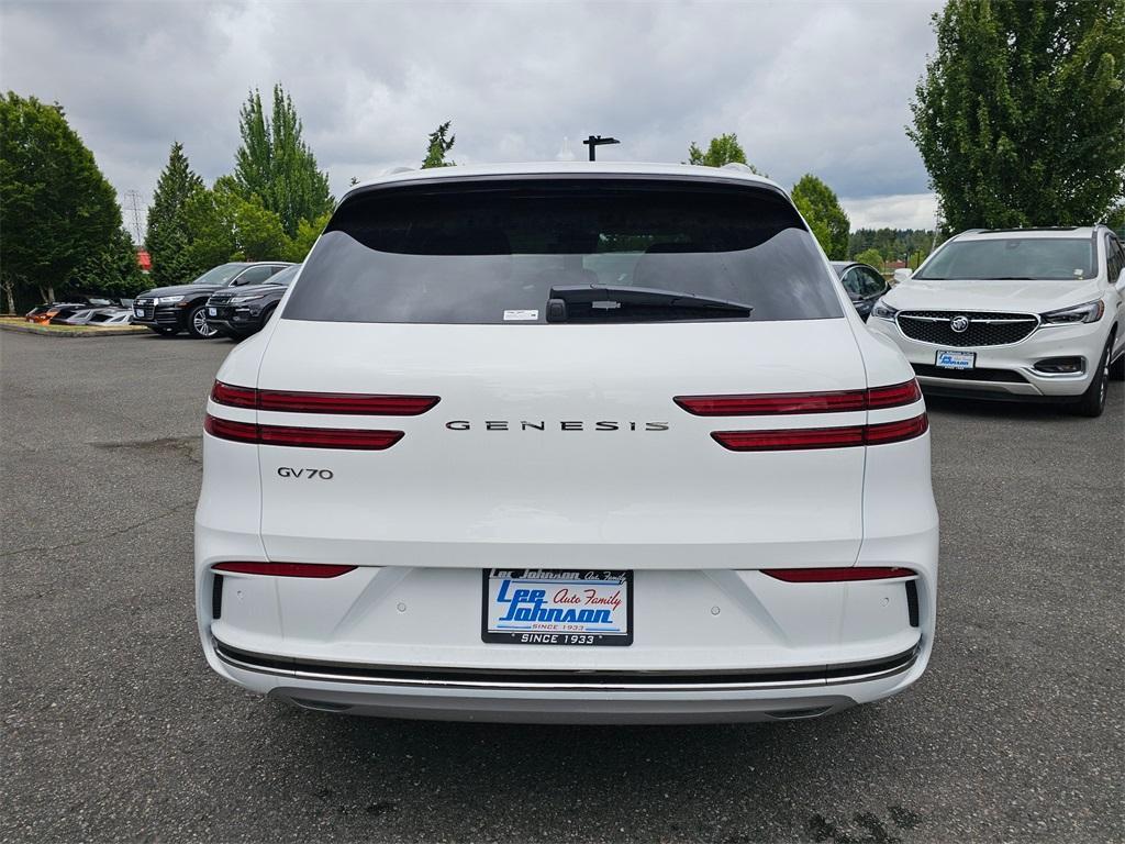 new 2026 Genesis Electrified GV70 car