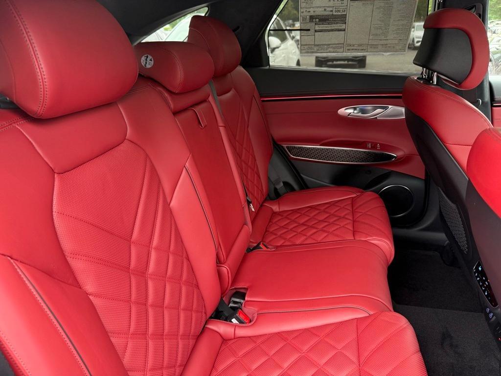 new 2026 Genesis GV70 car