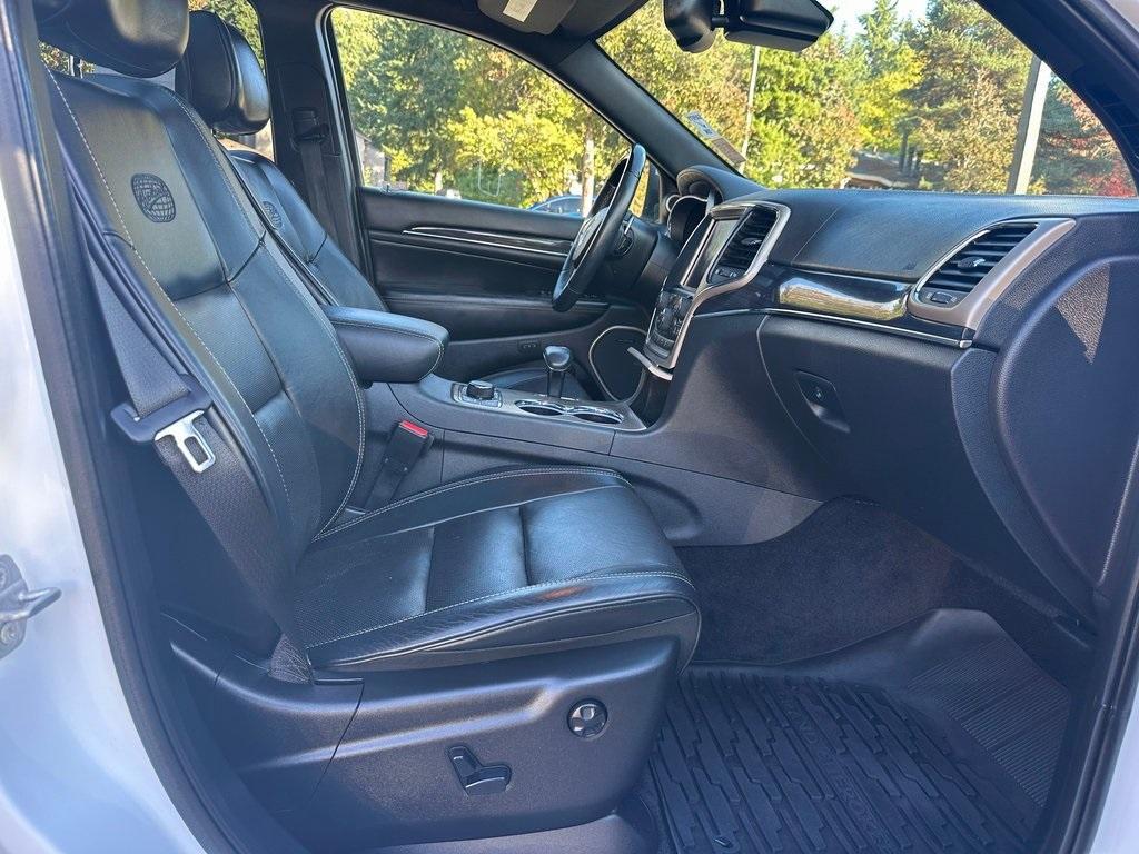 used 2015 Jeep Grand Cherokee car, priced at $15,495