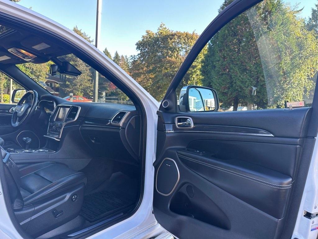 used 2015 Jeep Grand Cherokee car, priced at $15,495