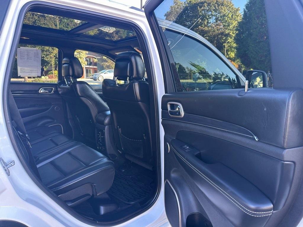 used 2015 Jeep Grand Cherokee car, priced at $15,495