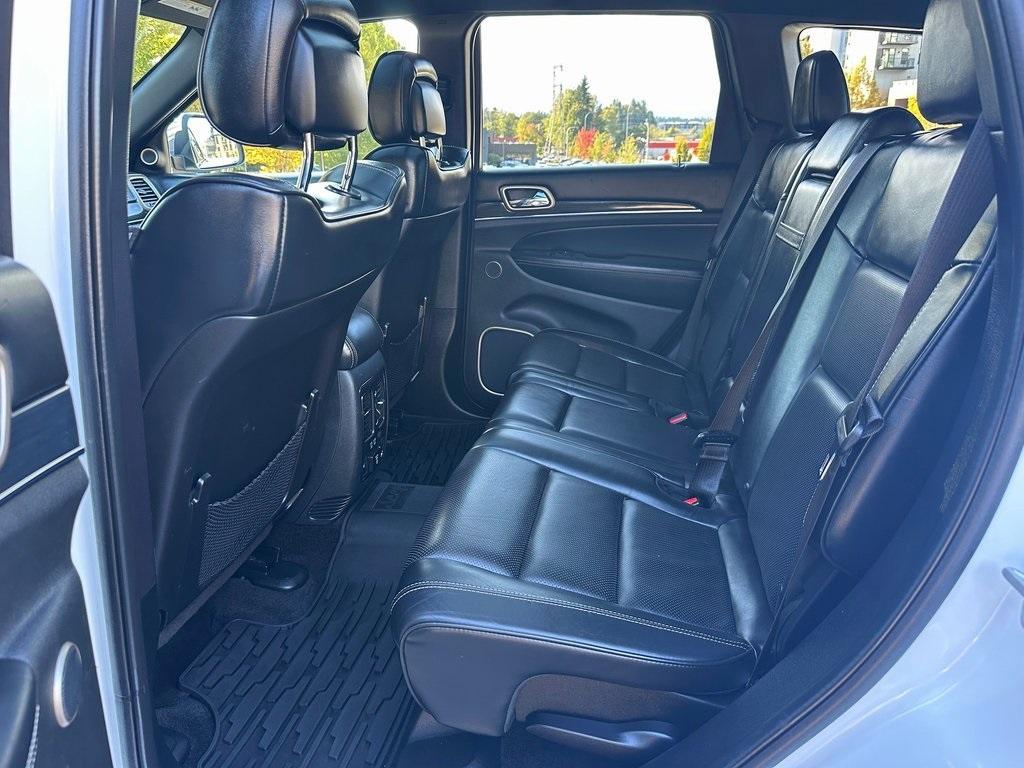 used 2015 Jeep Grand Cherokee car, priced at $15,495