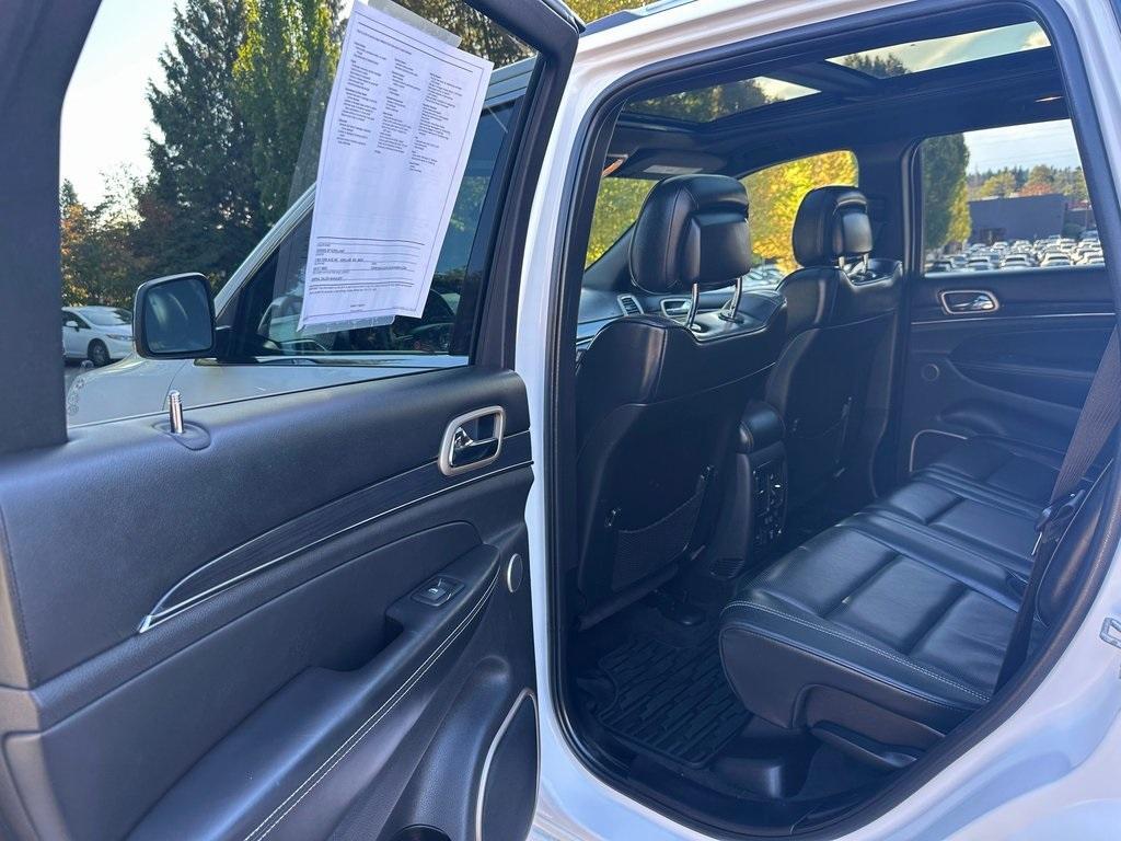 used 2015 Jeep Grand Cherokee car, priced at $15,495