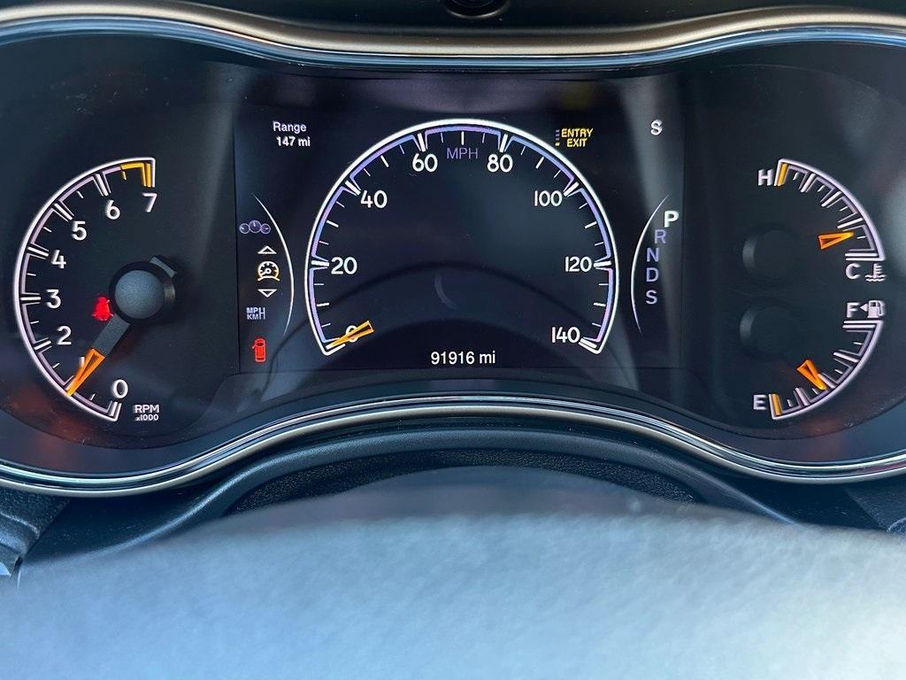 used 2015 Jeep Grand Cherokee car, priced at $15,495