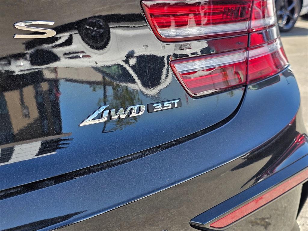 new 2025 Genesis G80 car, priced at $79,205