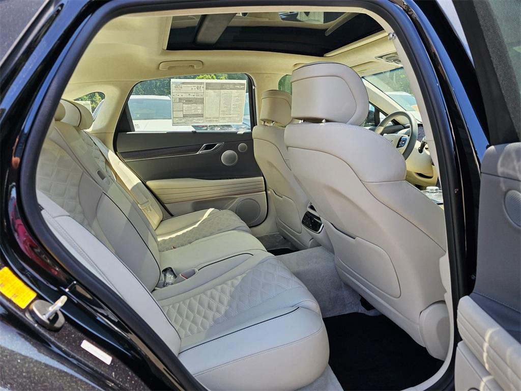 new 2025 Genesis G80 car, priced at $79,205