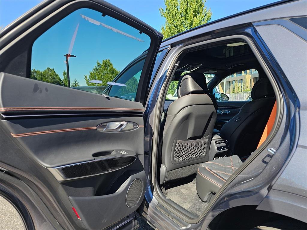 new 2026 Genesis GV70 car