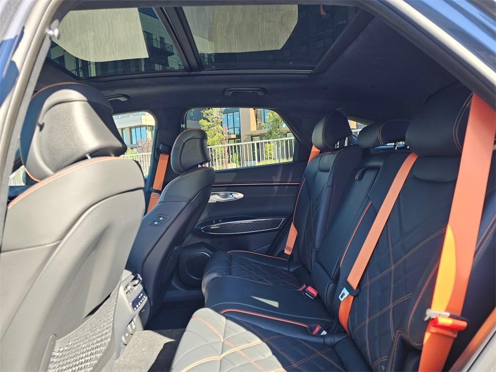 new 2026 Genesis GV70 car