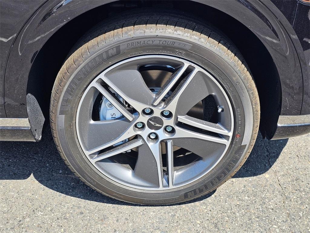 new 2026 Genesis Electrified GV70 car