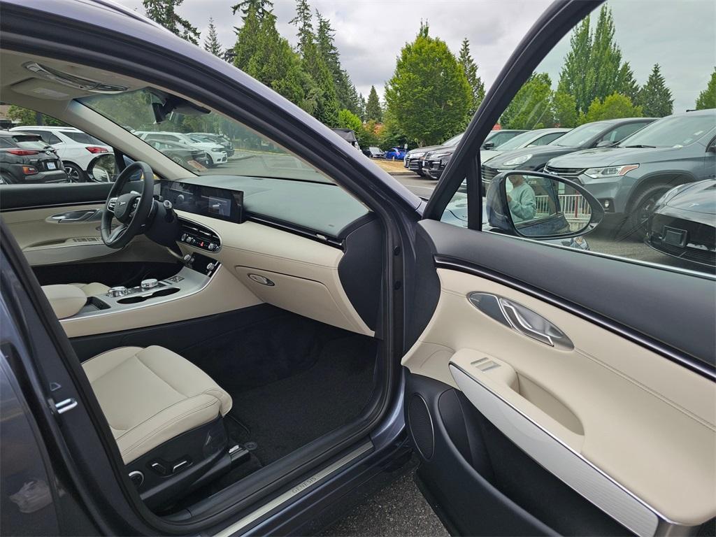 new 2026 Genesis GV70 car