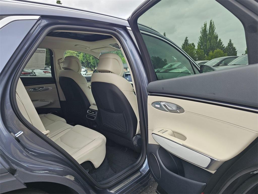 new 2026 Genesis GV70 car