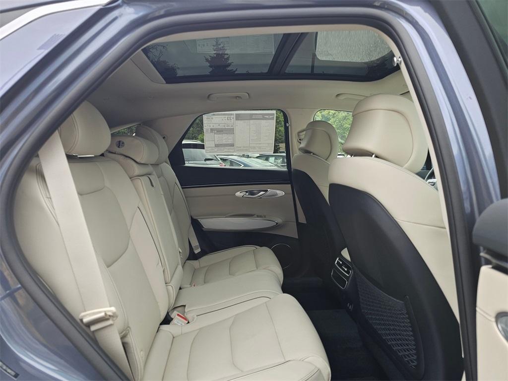new 2026 Genesis GV70 car