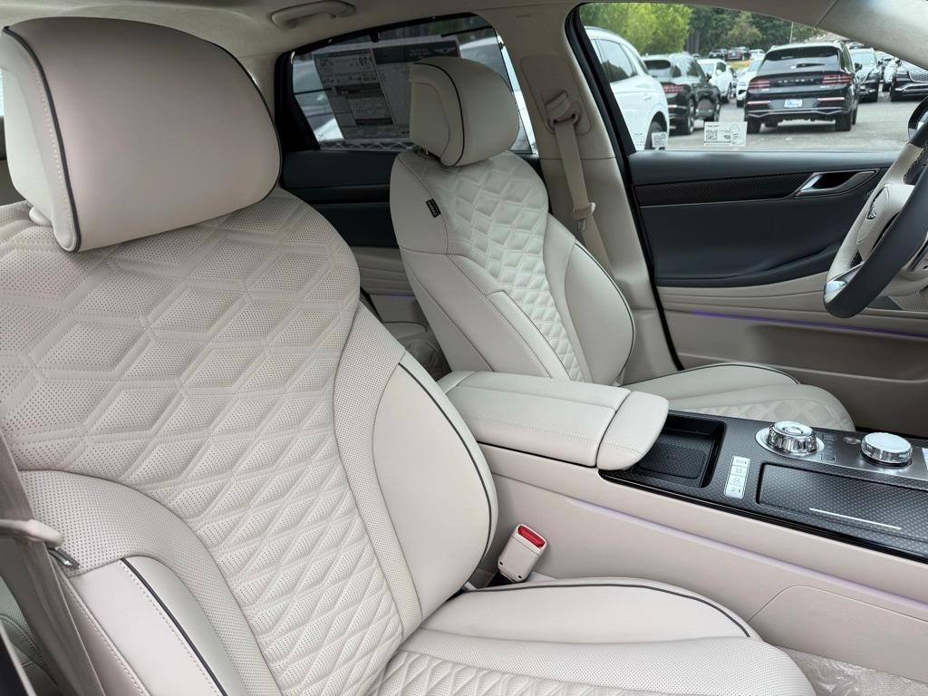 new 2025 Genesis G80 car, priced at $79,345