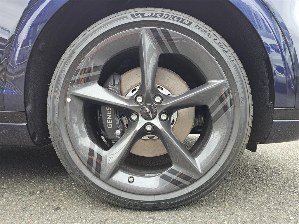 new 2026 Genesis GV70 car