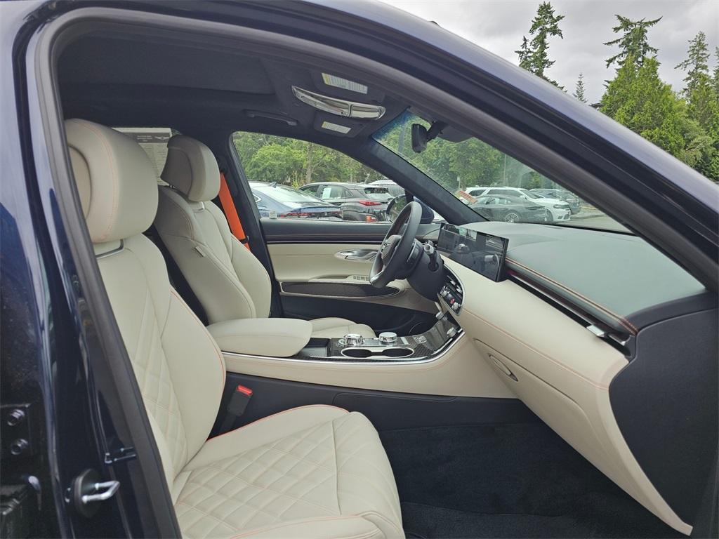 new 2026 Genesis GV70 car