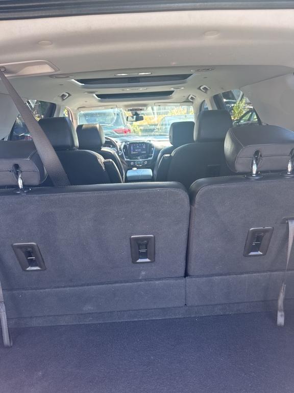 used 2021 Chevrolet Traverse car, priced at $26,993