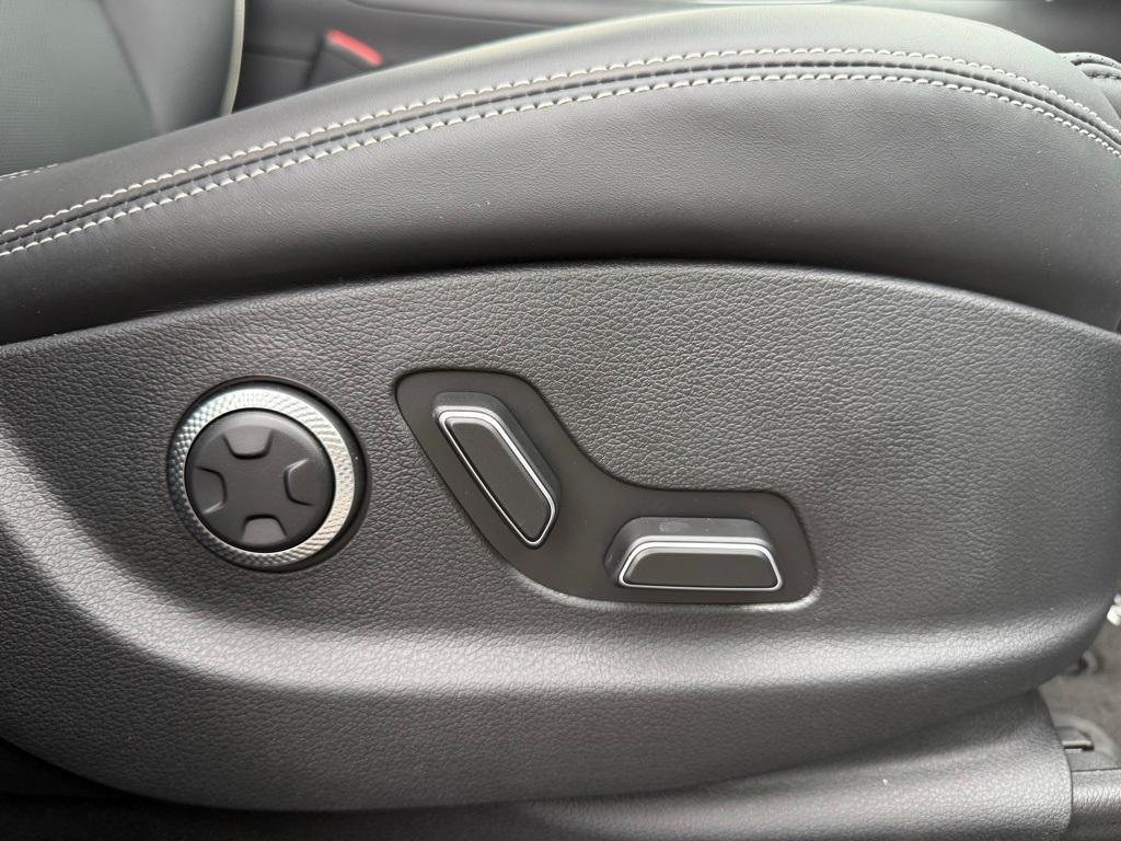 new 2025 Genesis Electrified GV70 car, priced at $68,620