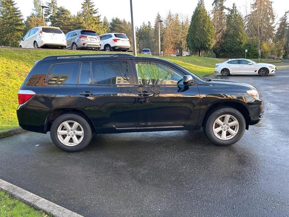 used 2010 Toyota Highlander car, priced at $10,997