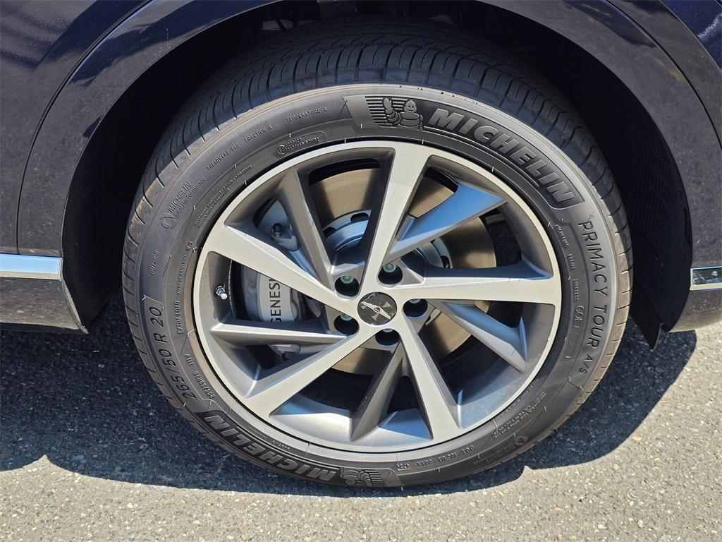 new 2025 Genesis GV80 car, priced at $77,084