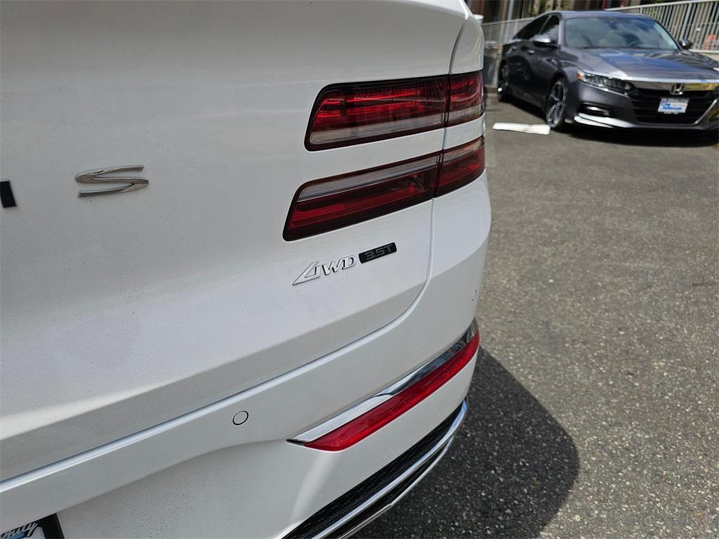 new 2025 Genesis GV80 car, priced at $82,904