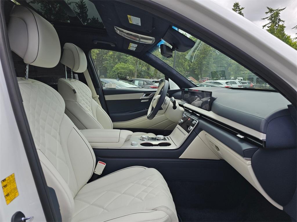 new 2025 Genesis GV80 car, priced at $82,904