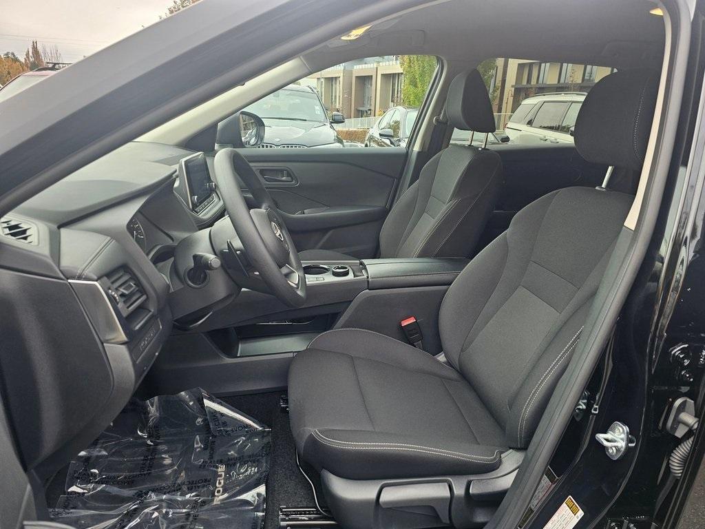 used 2024 Nissan Rogue car, priced at $24,995