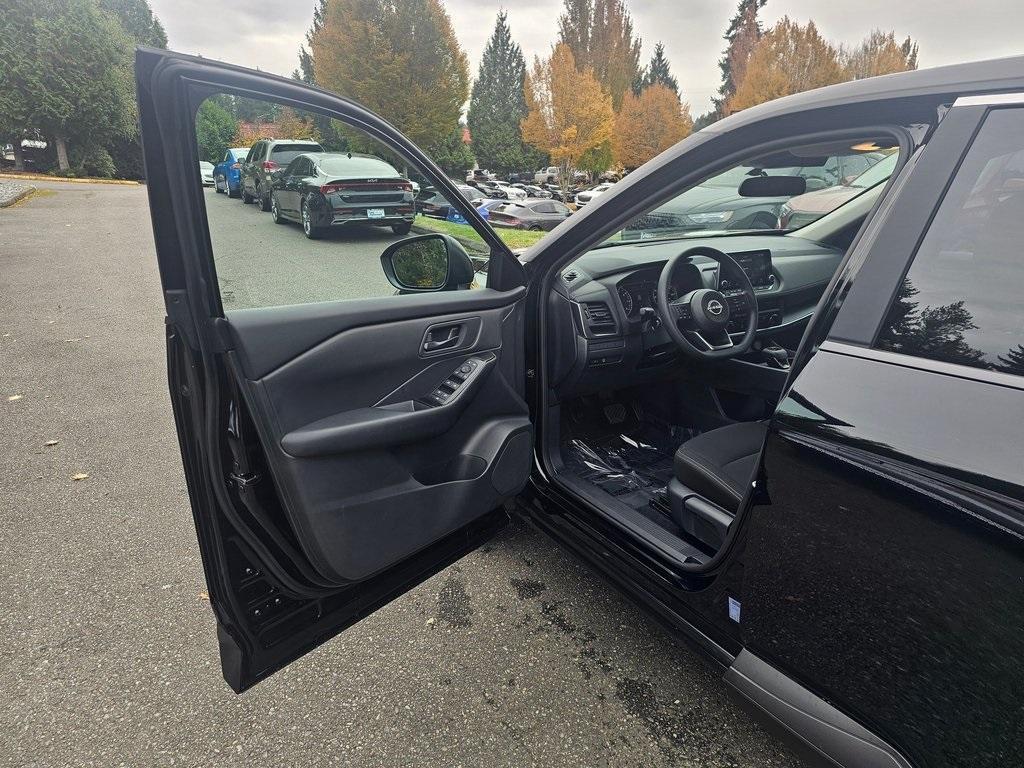 used 2024 Nissan Rogue car, priced at $24,995