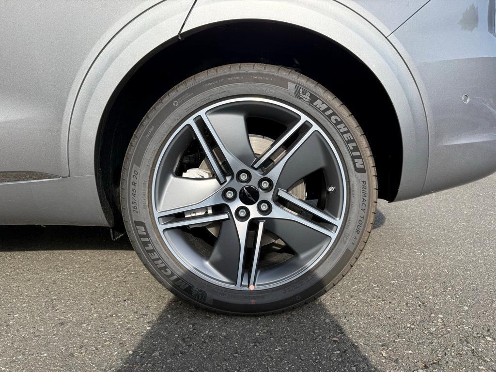 new 2026 Genesis Electrified GV70 car