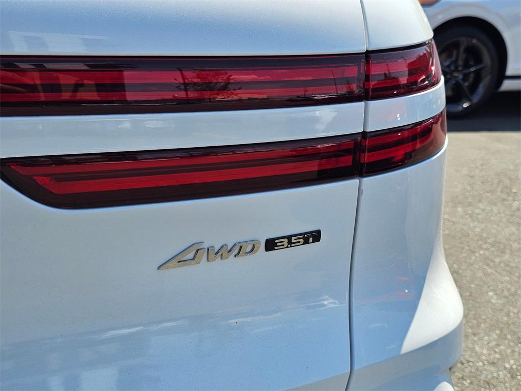 new 2026 Genesis GV70 car