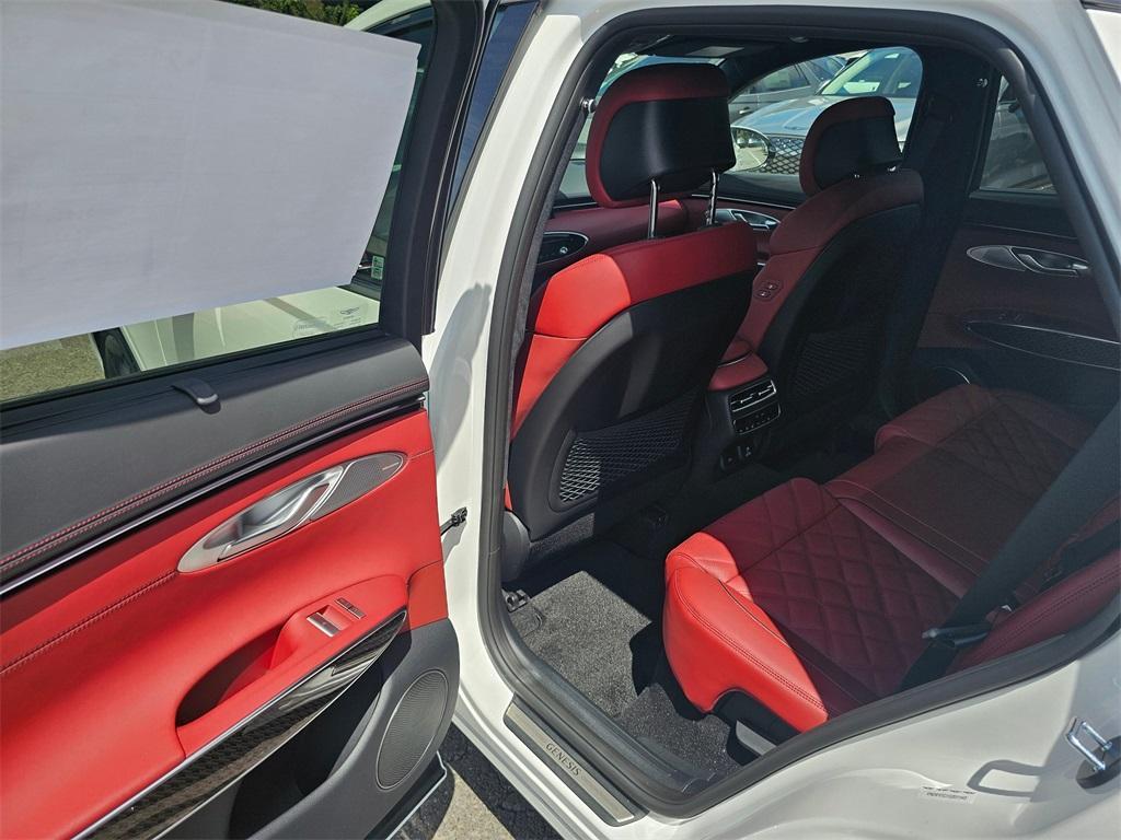 new 2026 Genesis GV70 car