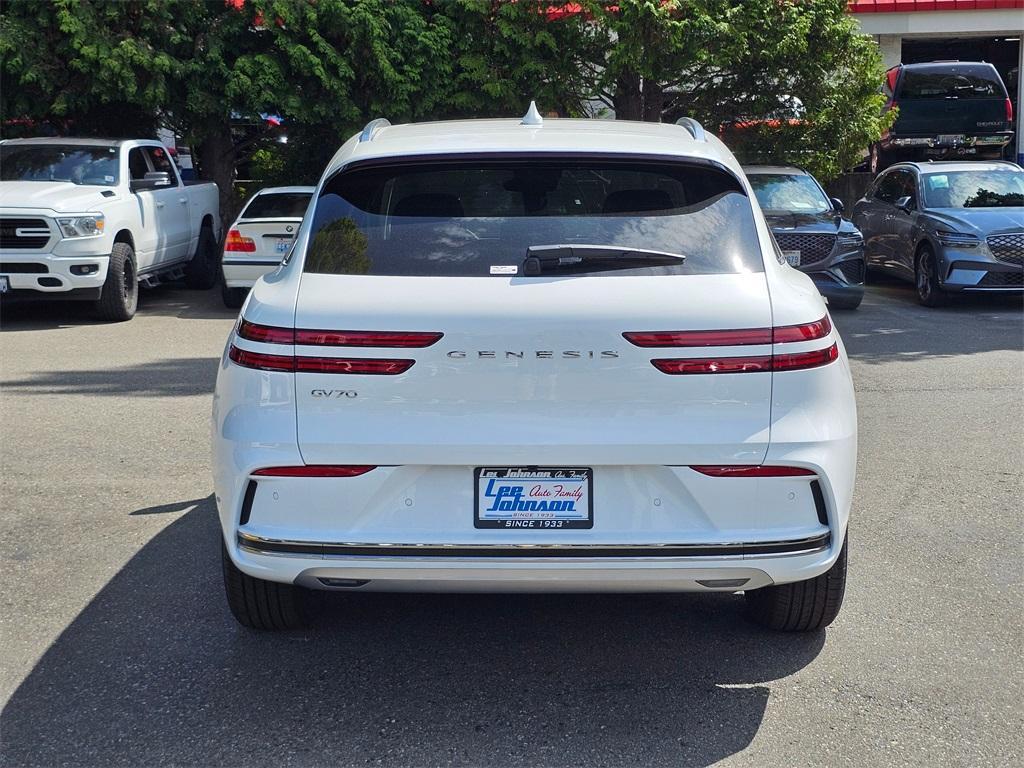 new 2026 Genesis Electrified GV70 car