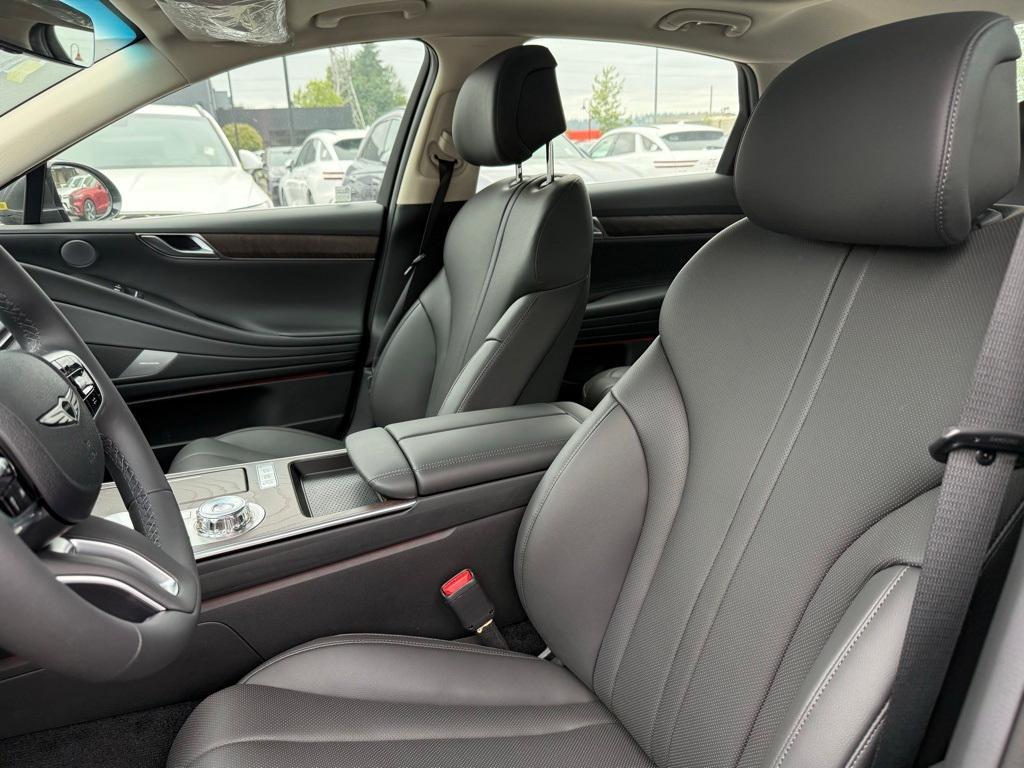new 2025 Genesis G80 car, priced at $62,215