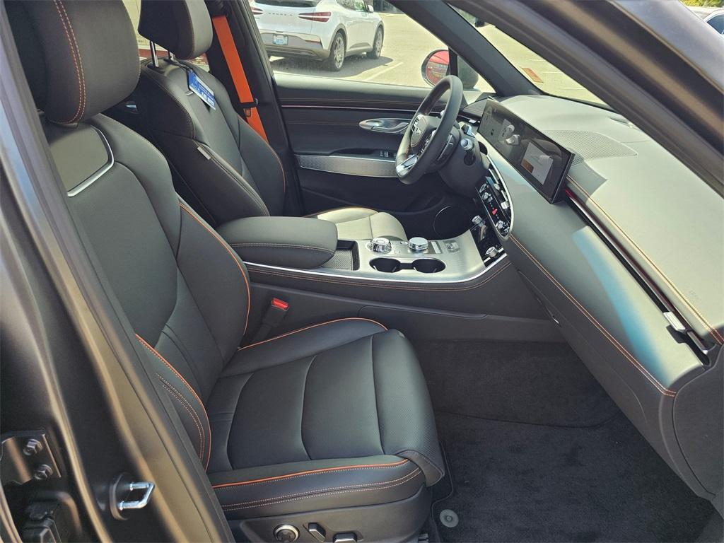 new 2026 Genesis GV70 car