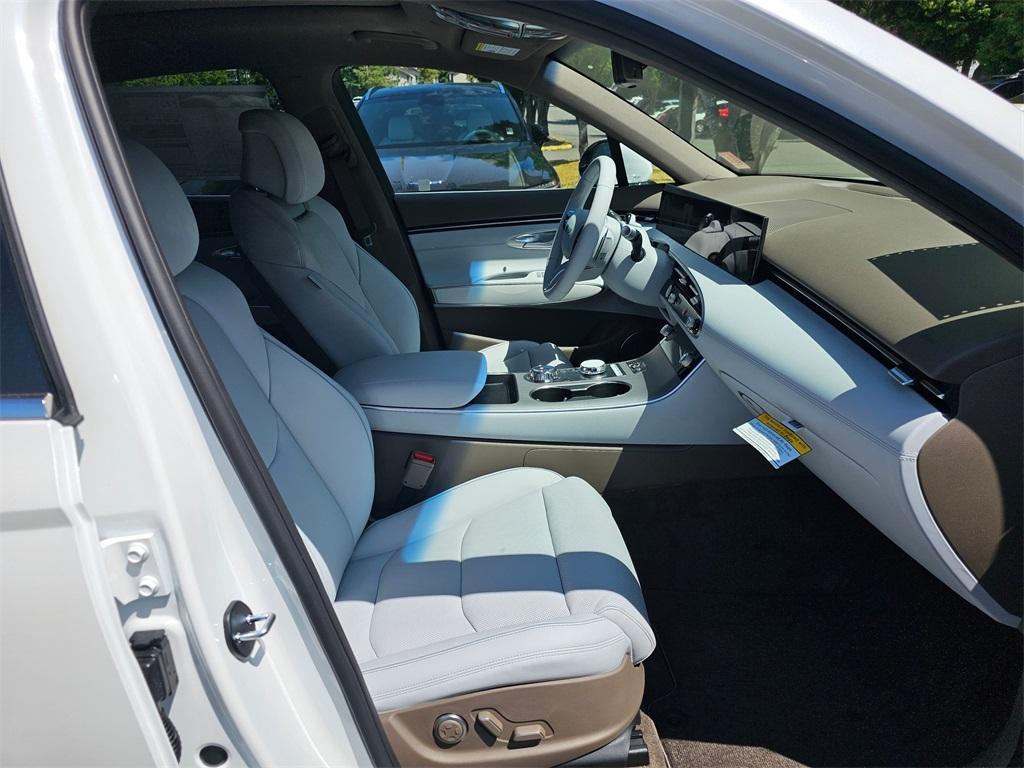 new 2026 Genesis GV70 car