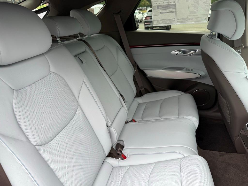 new 2026 Genesis GV70 car