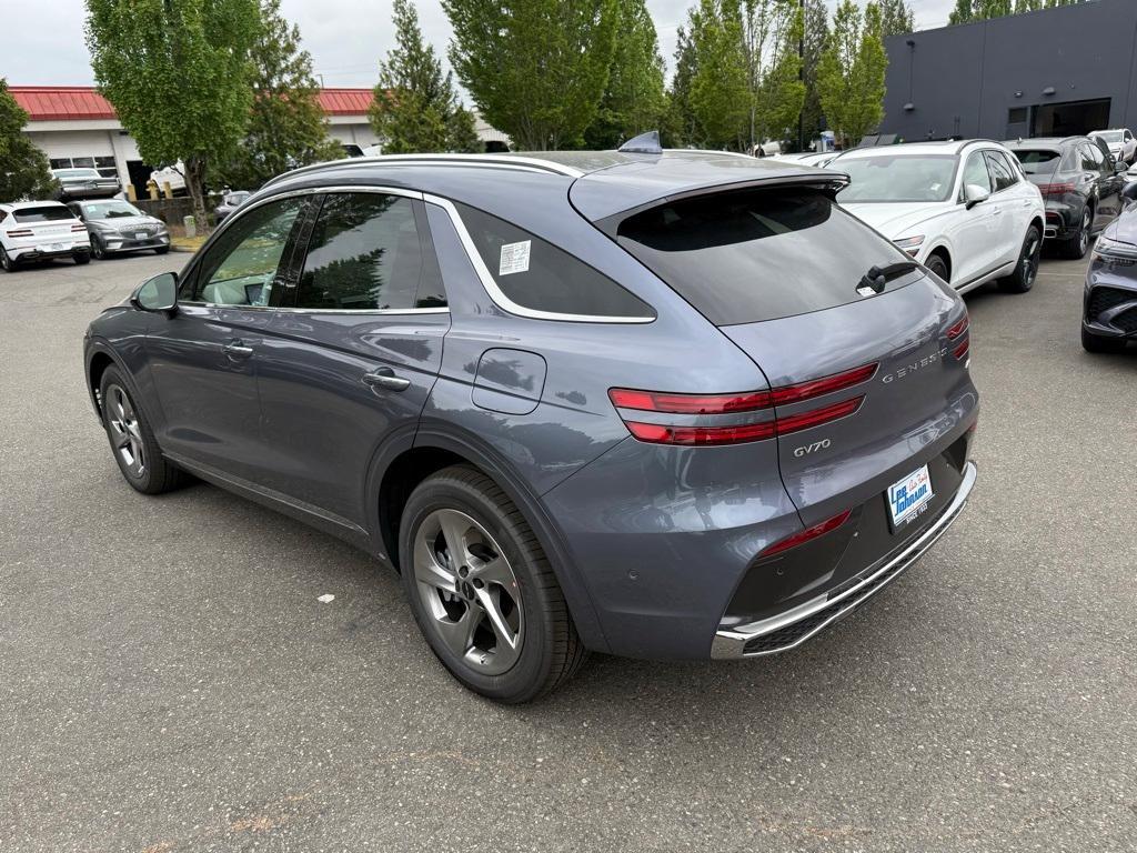 new 2026 Genesis GV70 car