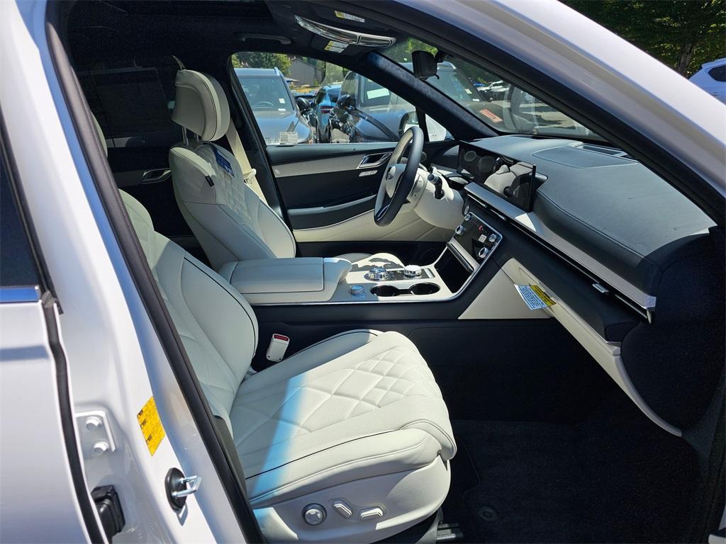 new 2025 Genesis GV80 car, priced at $82,750