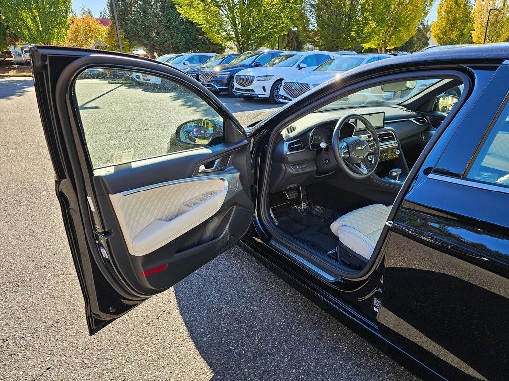used 2025 Genesis G70 car, priced at $47,995