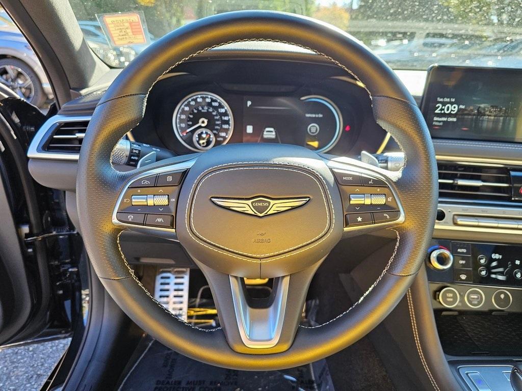 used 2025 Genesis G70 car, priced at $47,995